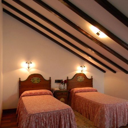 Pazo Carrasqueira Hotel Castrelo  ภายนอก รูปภาพ